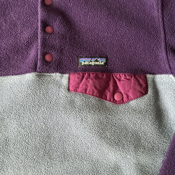 Patagonia Women's Lightweight Synchilla® Snap-T® Pullover
Style #25455 - Picture 3 of 6